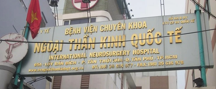 Đội ngũ y bác sĩ