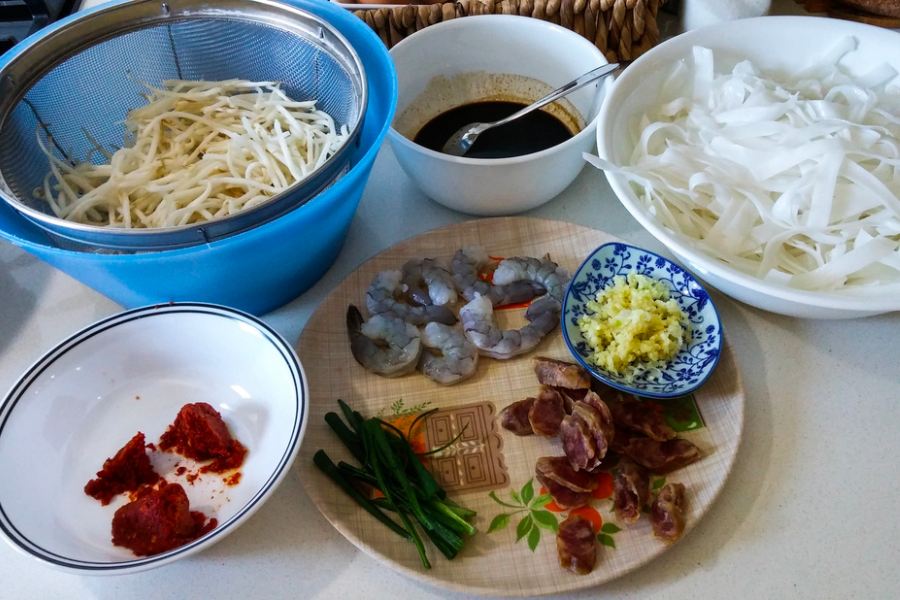 Cách Làm Hủ Tiếu Xào Ngon, Đơn Giản, Không Bị Dính