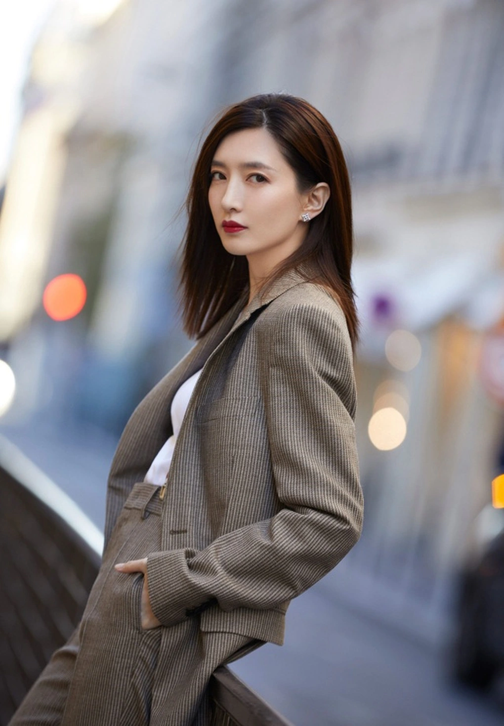 Giang Sơ Ảnh: Mối tình tan vỡ với Hồ Ca, bị đồn cướp chồng đàn chị
