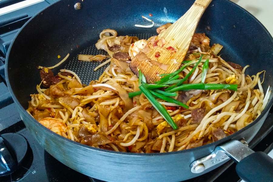 Cách Làm Hủ Tiếu Xào Ngon, Đơn Giản, Không Bị Dính