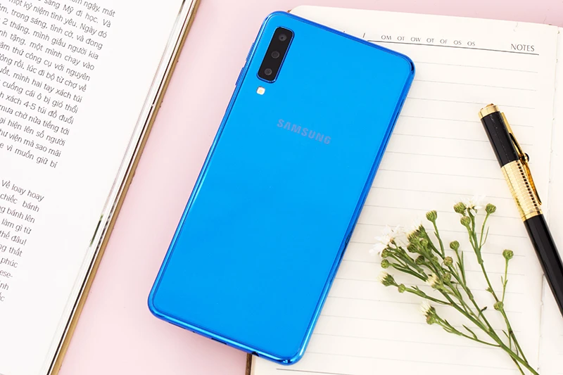 Điện thoại Samsung Galaxy A7 (2018)