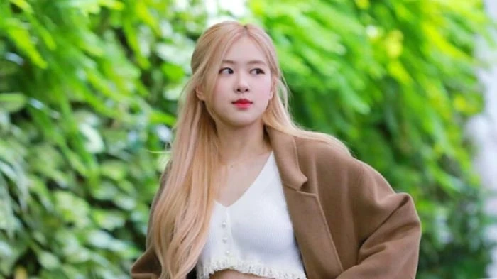 Tổng hợp những hình ảnh dễ thương và đáng yêu nhất của Rose Blackpink